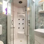 Three-bedroom In * Peroj