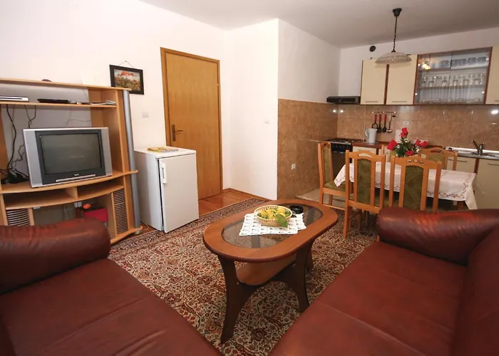 Apartament Three-bedroom In *