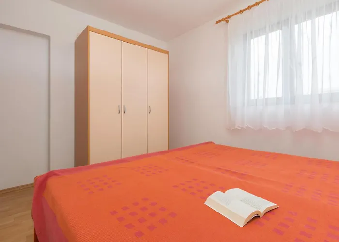 Three-bedroom In Апартаменты *
