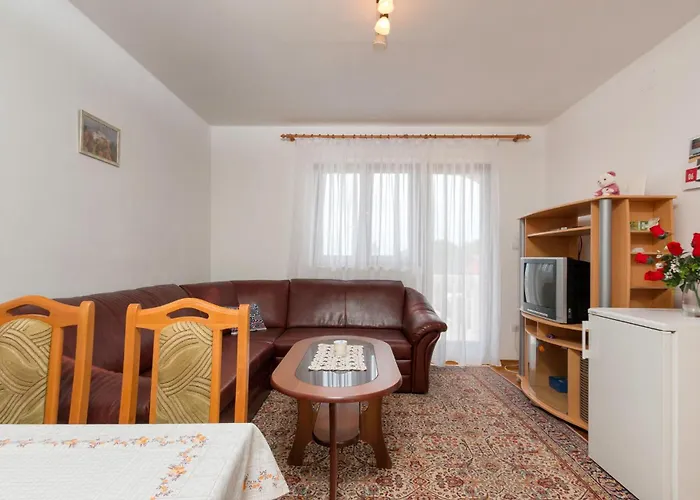 Three-bedroom In * Перой